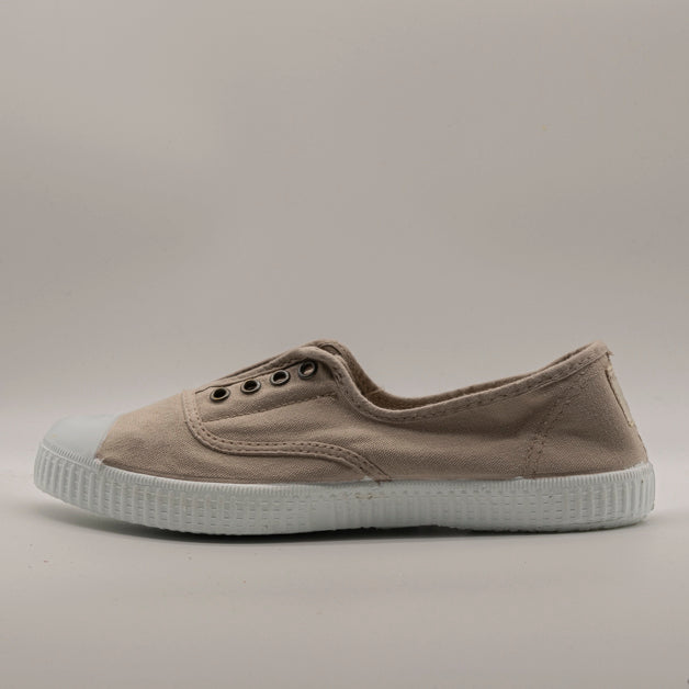 Victoria 106623 – Sneakers donna in tela sostenibile con elastico - beige - scarpe di qualità venduta a Milano da Pli-Pla