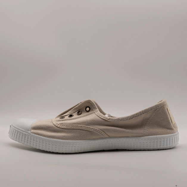Victoria 106623 – Sneakers donna in tela sostenibile con elastico - beige hielo - scarpe di qualità venduta a Milano da Pli-Pla